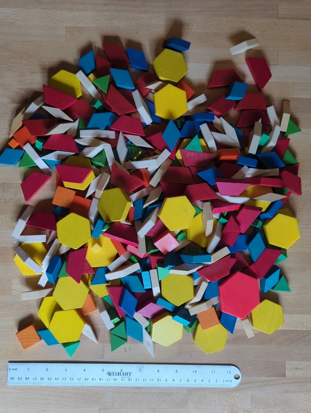 Geometric Pattern Blocks Multi Color Shapes Lot pieces Wooden & Plastic Tangrams